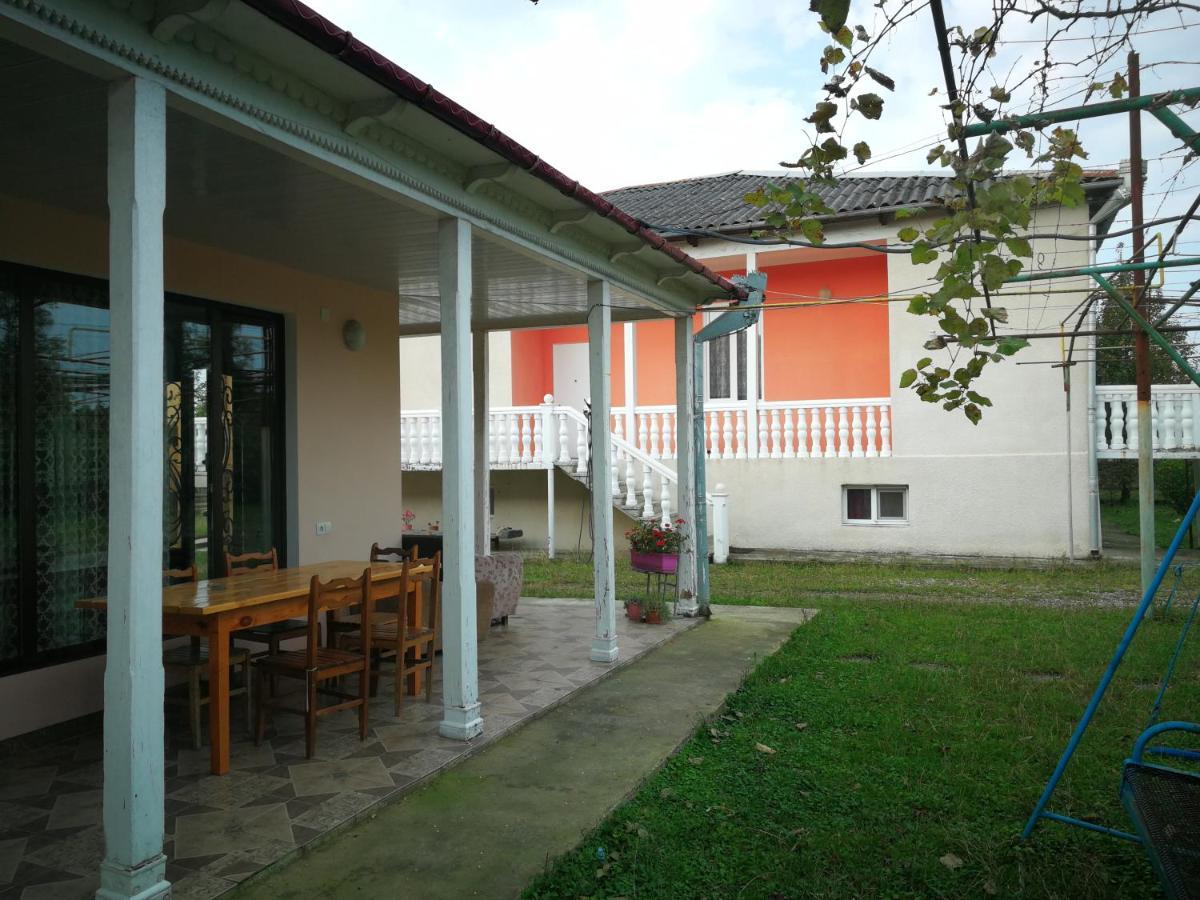 Nini'S Sweet House Hotel Matkhoji Exterior photo